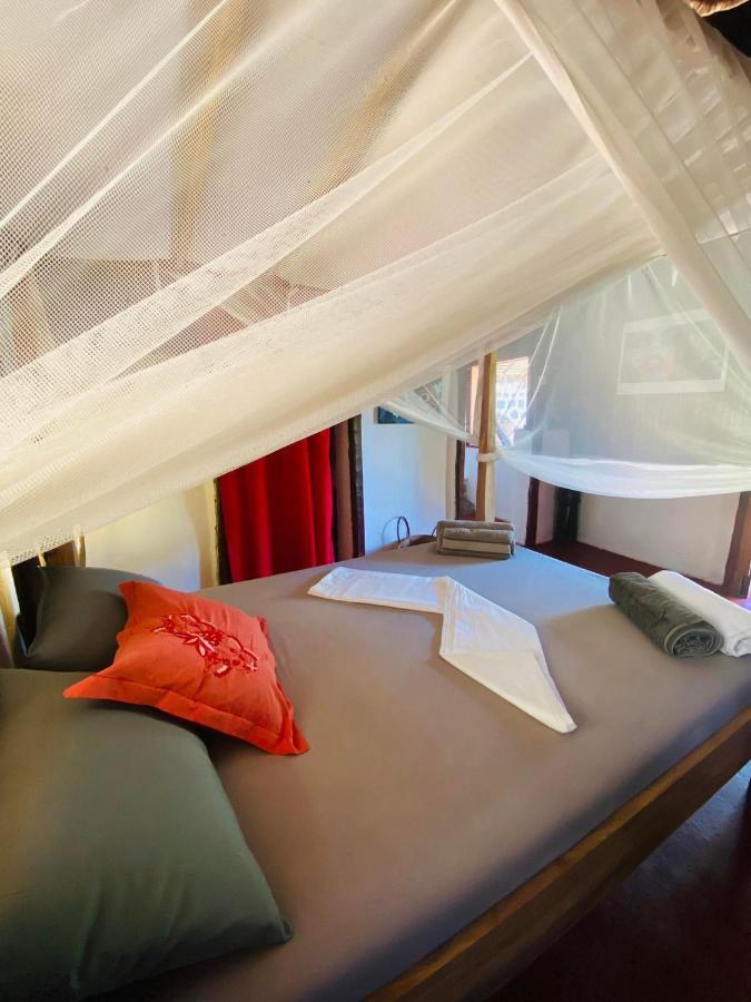 Tamarin Lodge Ампангоринана Экстерьер фото